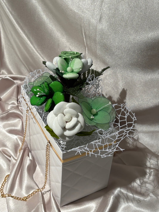 Natural beauty handbag