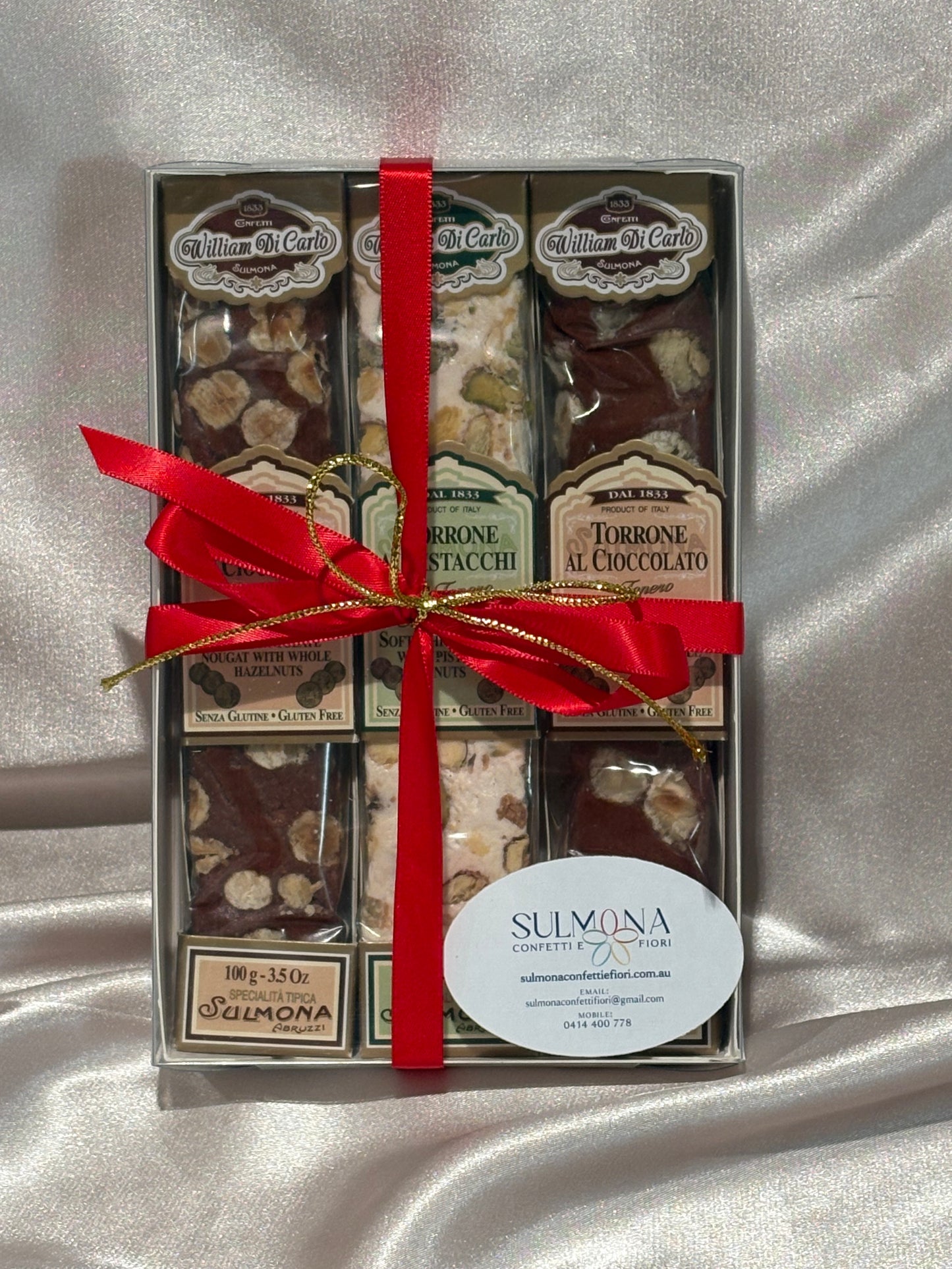 Christmas gift box (2 Torrone Cioccolato & 1 Torrone Bianco al Pistacchi)