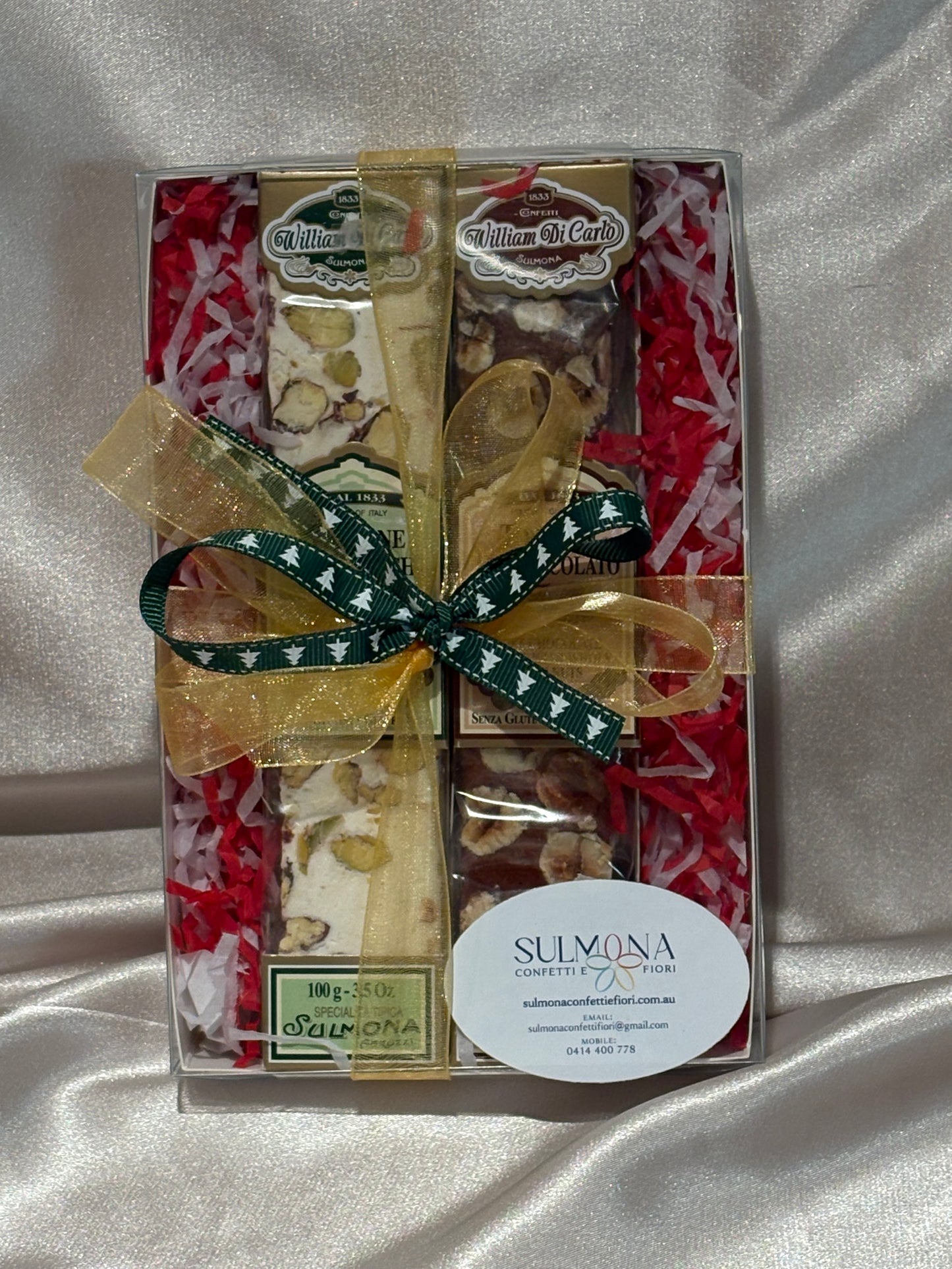 Christmas gift box (1 Torrone Bianco al Pistacchi & 1 Torrone Cioccolato)
