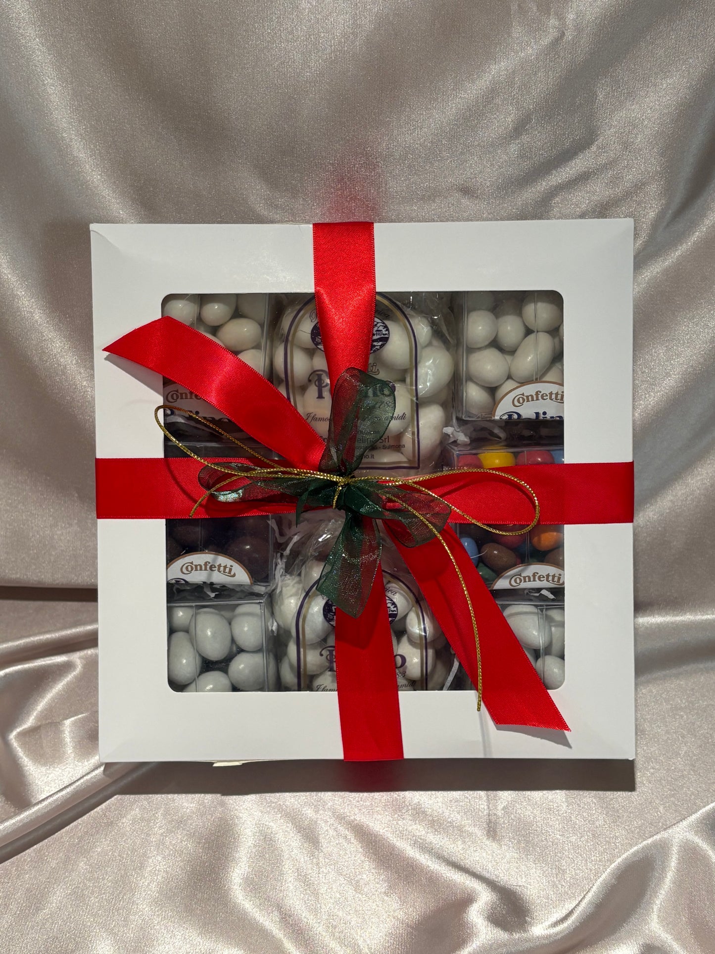 Christmas gift box (2 Confetti Sacchetti & 6 Confetti Cubes)