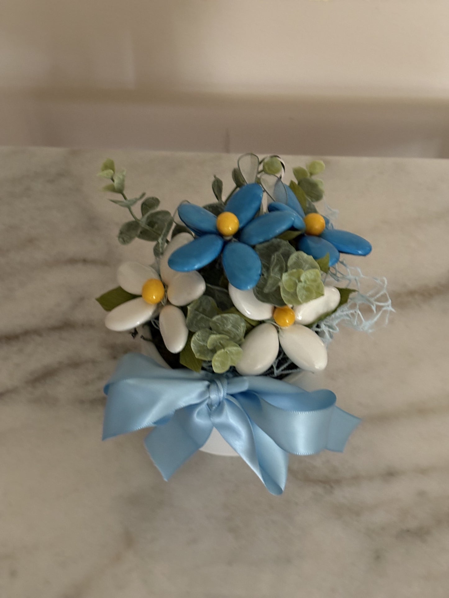 Clear sky vase
